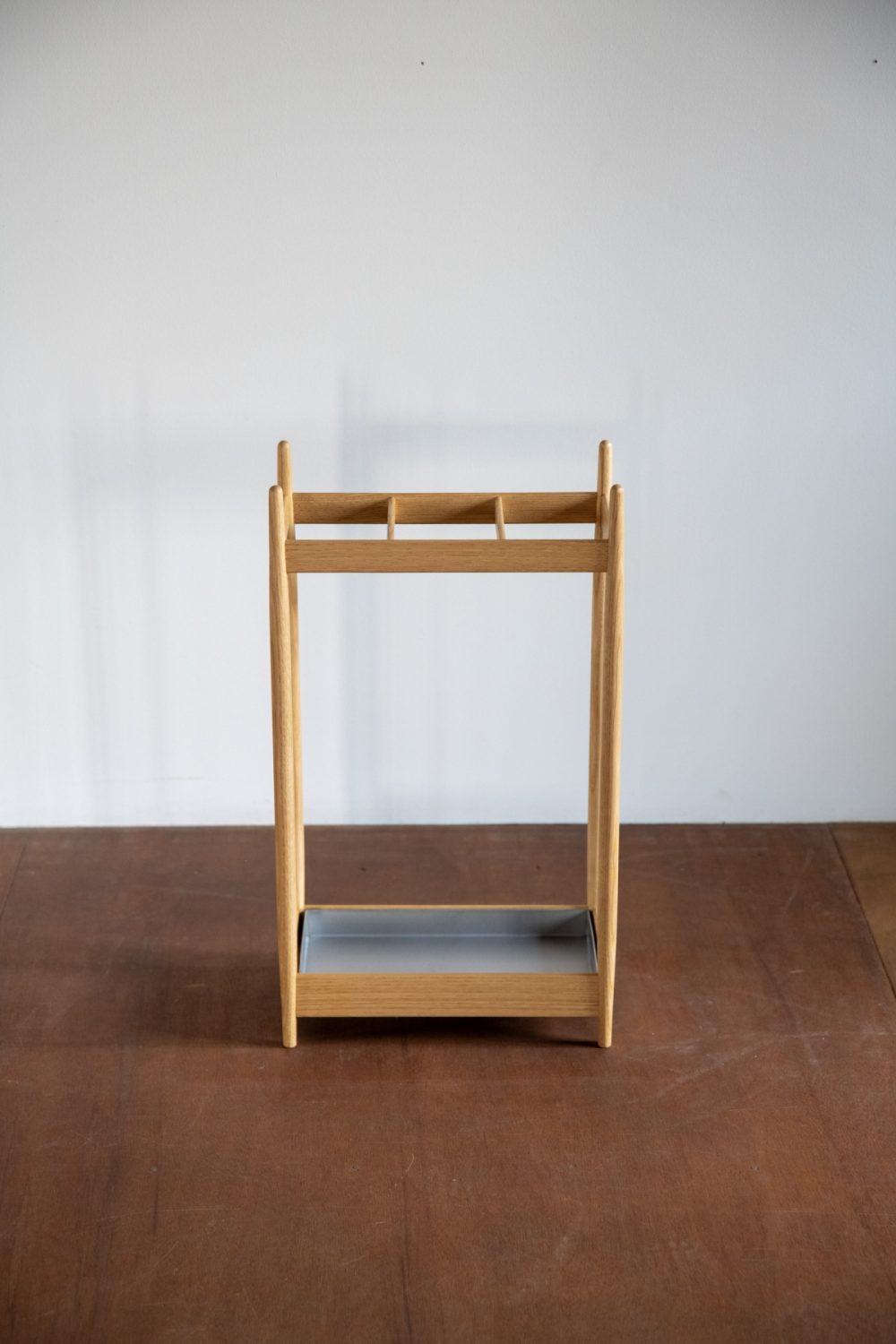Umbrella stand middle